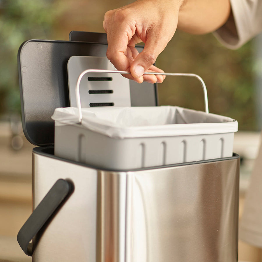 How to Choose the Right Food Waste Caddy for You