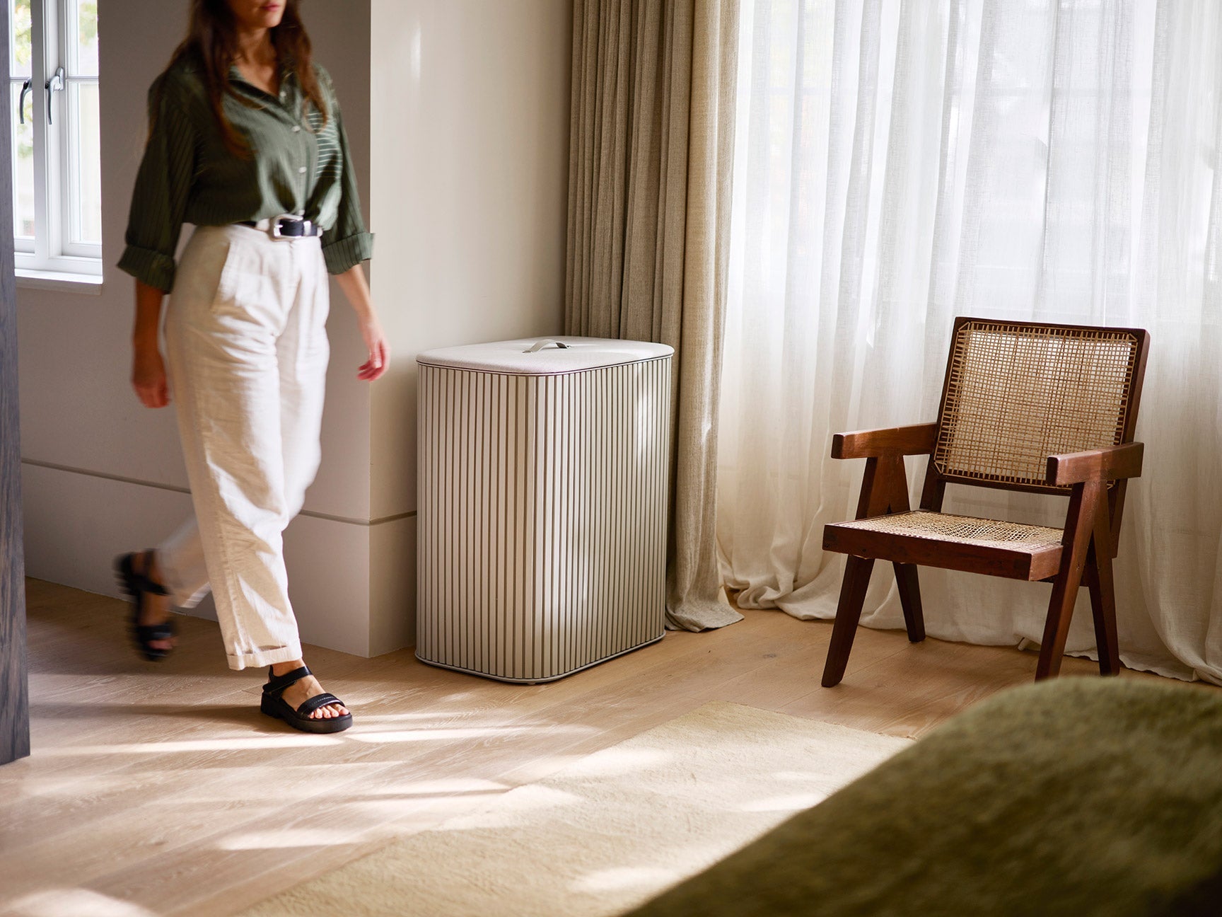 Tota Twin Luxe 90L Ecru Laundry Separation Basket