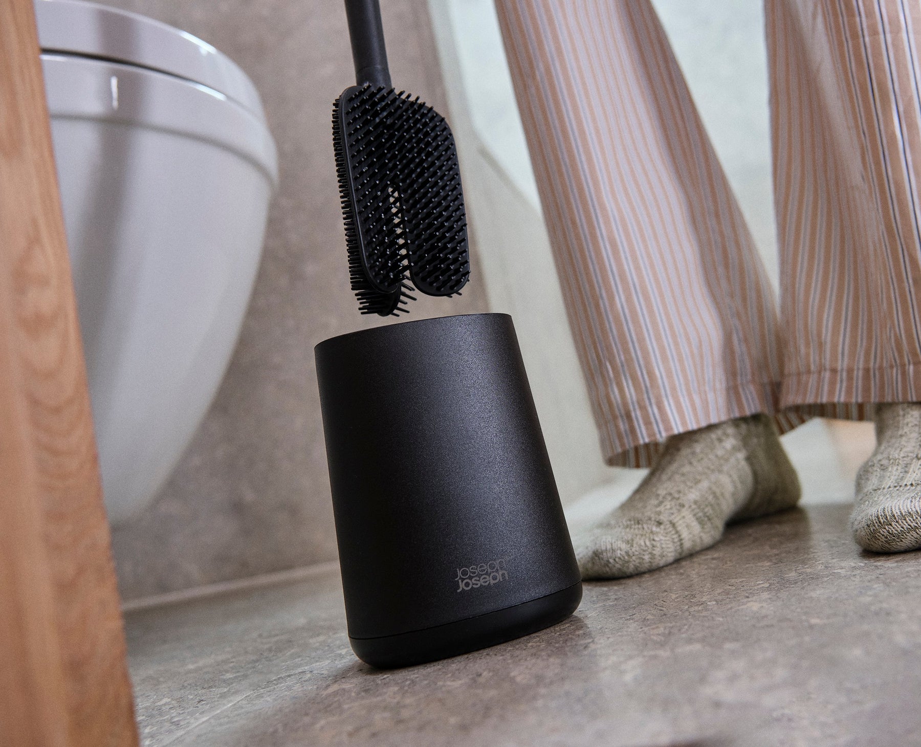 Flex™ 360 Lite Pack of 2 Matt Black Toilet Brushes