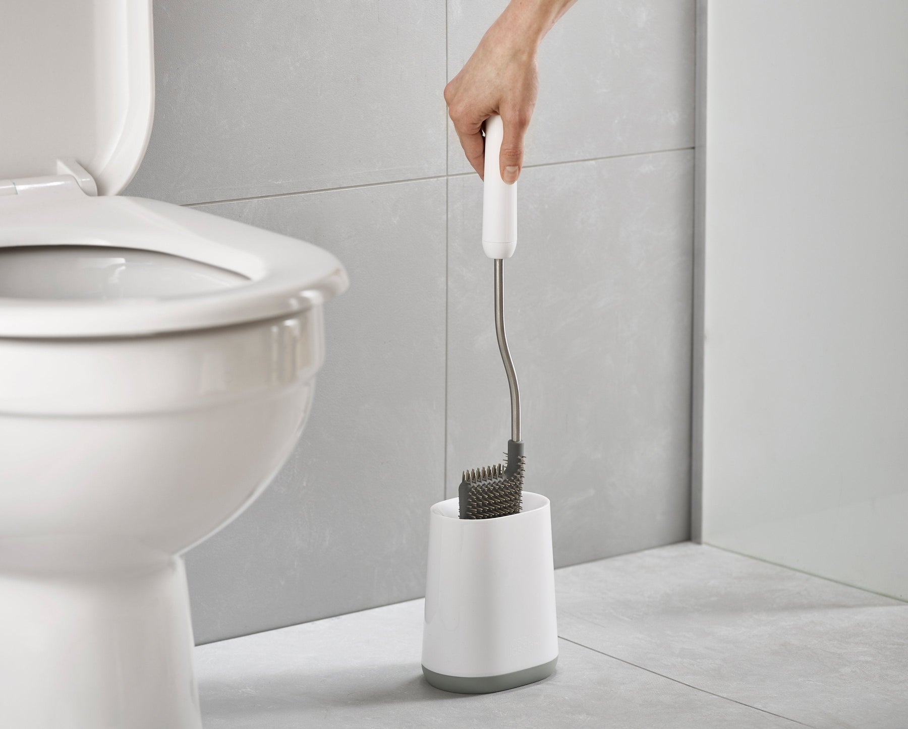 Flex™ Lite Toilet Brush 2 Pack - Image 3